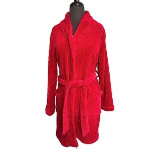 BUMBLE B. Burgundy Red Super Soft Robe